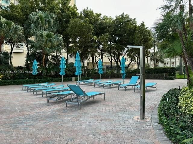 19501 W Country Club Dr, Unit 406, Aventura, FL 33180 Photo