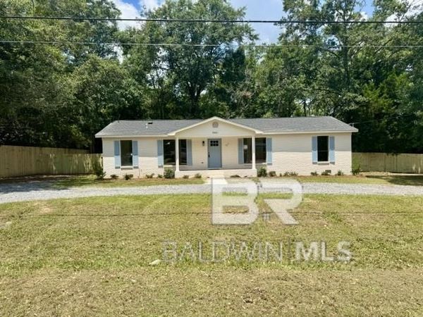 9481 Pinewood Avenue, Elberta, AL 36530