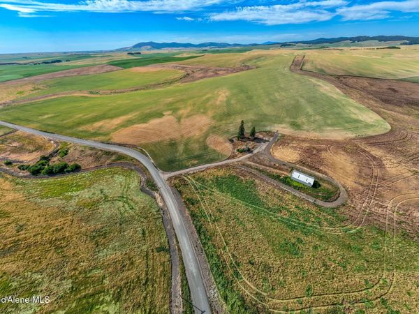 2915 Hangman Creek Rd, Plummer, ID 83851