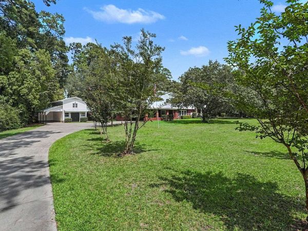 1384 Bud Graham Rd., Galivants Ferry, SC 29544