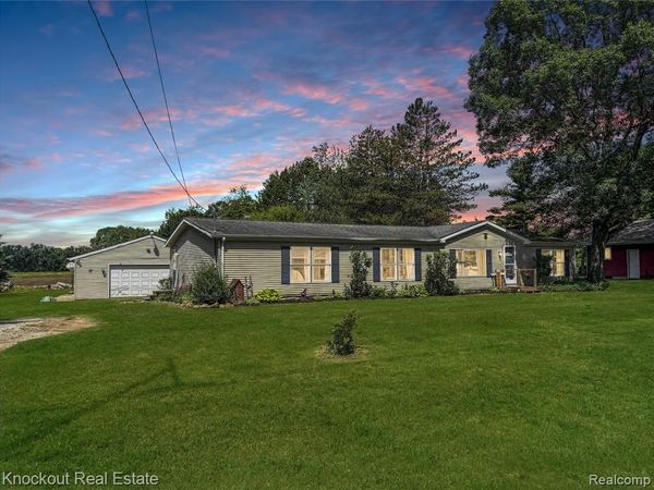 7760 Bell Road, Bridgeport Twp, MI 48415