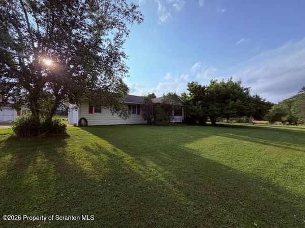207 Lynn Drive, Springville, PA 18844