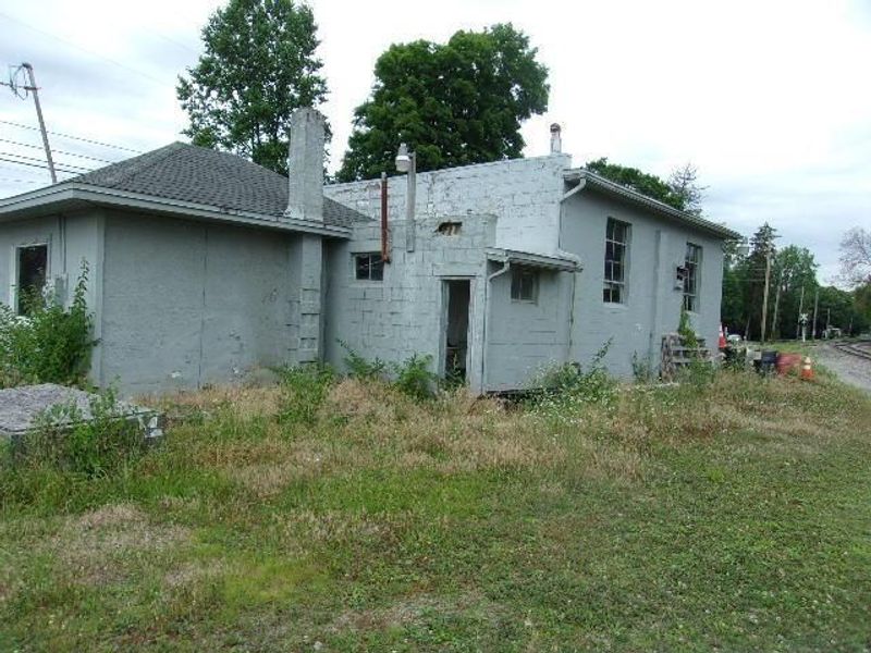 406 N Main Street, Utica, OH 43080 Photo 2