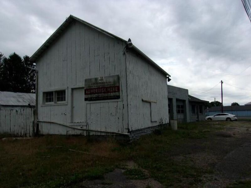 406 N Main Street, Utica, OH 43080 Photo 3