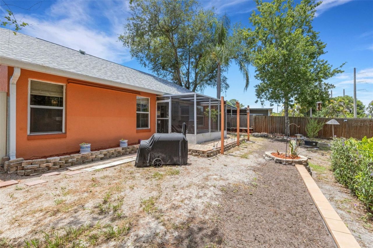 907 50th Street E, Bradenton, FL 34208 Photo