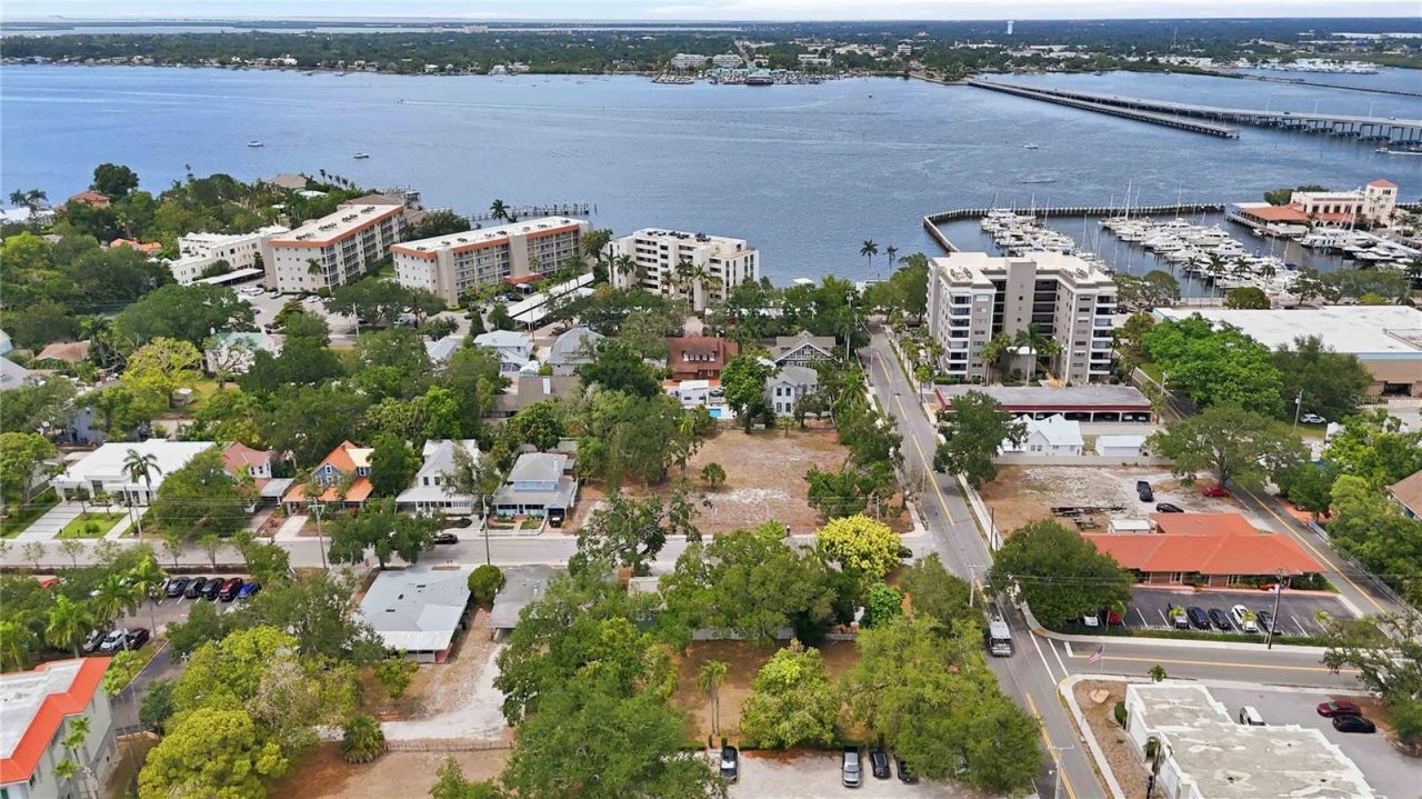 204 15th Street W, Bradenton, FL 34205 Photo