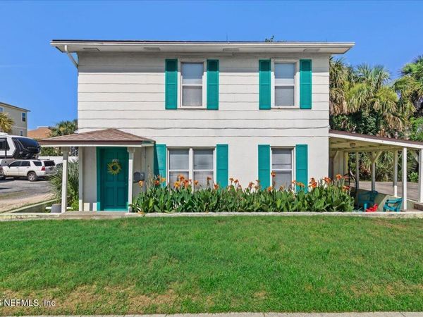 1318 2ND Street N, Jacksonville Beach, FL 32250