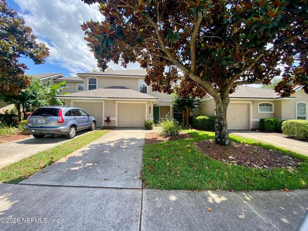 1530 VINELAND Circle, Unit B, Fleming Island, FL 32003