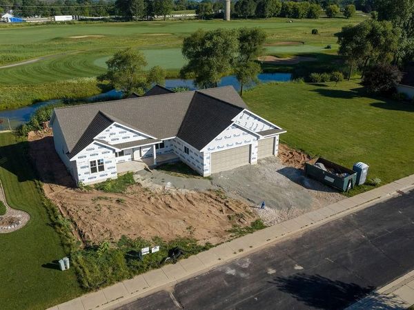550 ROYAL ST PATS DRIVE, Wrightstown, WI 54180