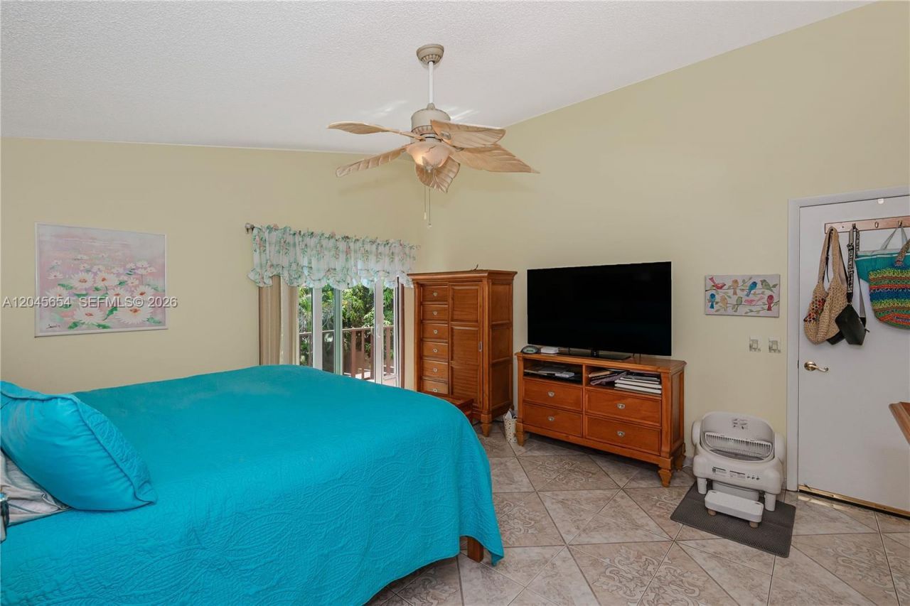 17617 NW 61st Ct N , Hialeah, FL 33015 Photo