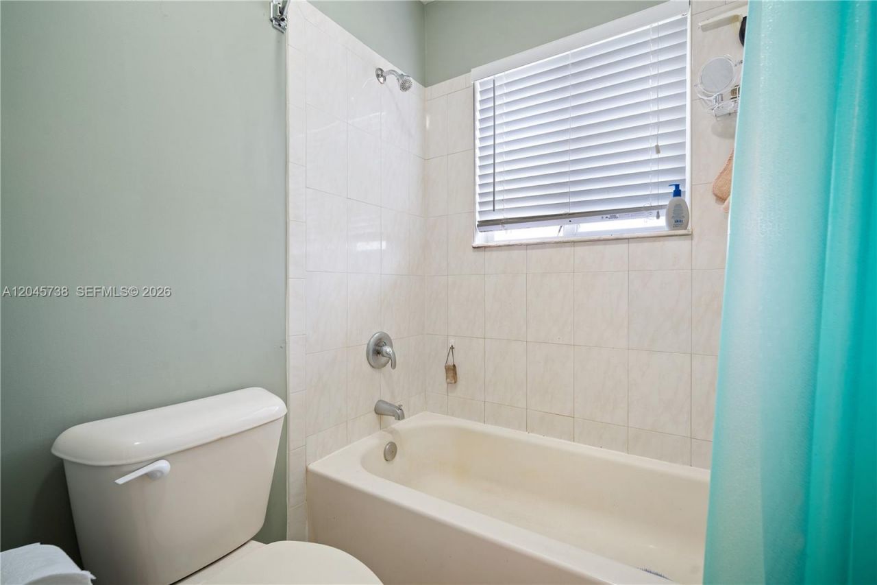 8915 SW 19th St, Miramar, FL 33025 Photo