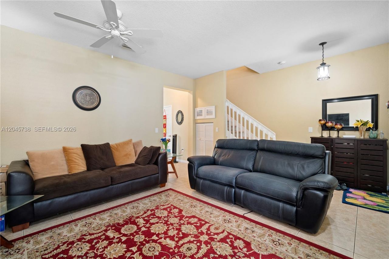 8915 SW 19th St, Miramar, FL 33025 Photo