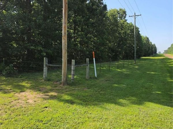 11526 Highway 5 , Grovespring, MO 65662