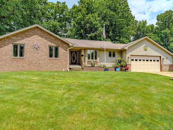 210 Sycamore Drive, Williamsport, IN 47993