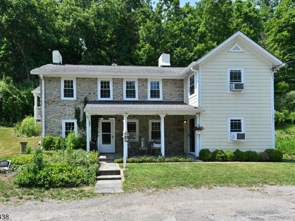 919 Wall St, Stillwater, NJ 07860