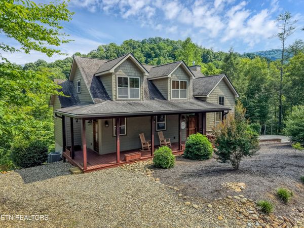 196 Cold Springs Trace, Townsend, TN 37882
