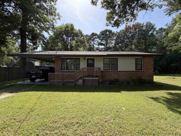Piggott, AR 72454