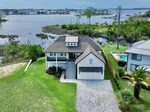 3207 Swordfish Drive, Panama City Beach, FL 32408