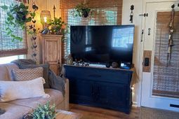 407 Tree Top Ct. photo 4