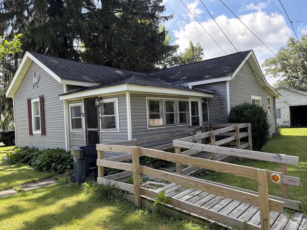 403 E Broad Street, Spiceland, IN 47385