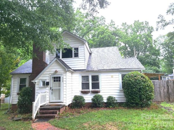 4229 Hiddenbrook Drive, Charlotte, NC 28205