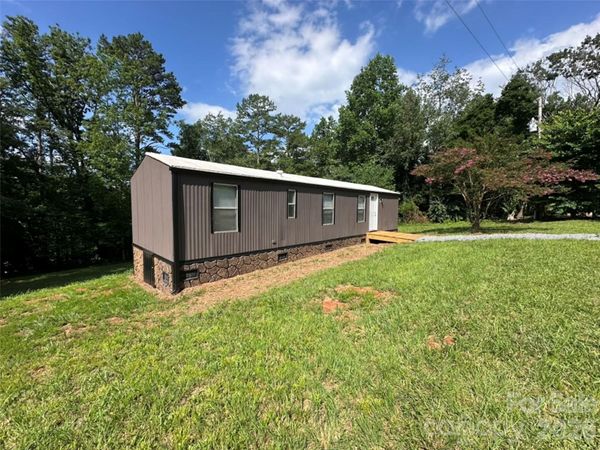 285 Cold Springs Road, Mill Spring, NC 28756