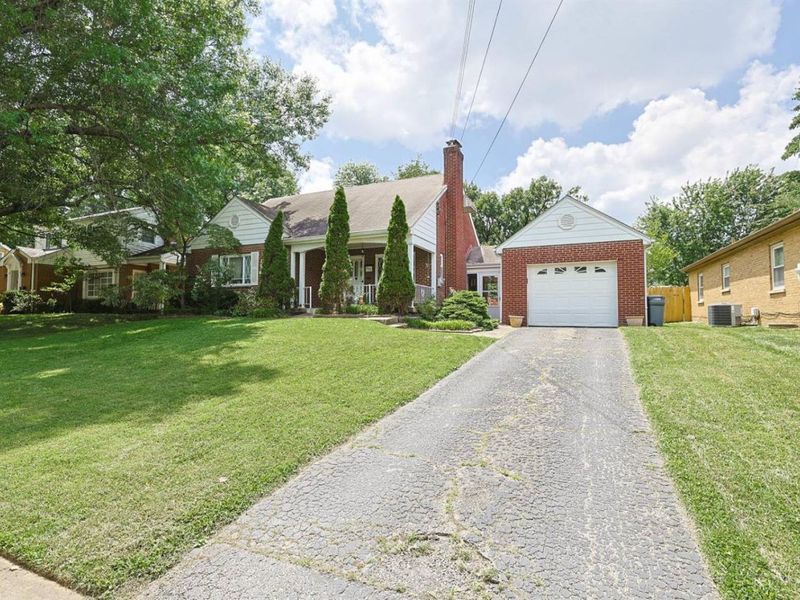 347 Bob Drive, Delhi Twp, OH 45238 Photo 2