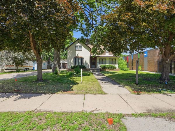 1218 4th Street NW, Elk River, MN 55330