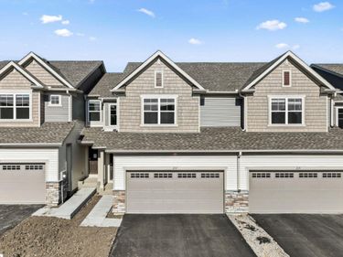 217 Huntington Drive, Waconia, MN 55387
