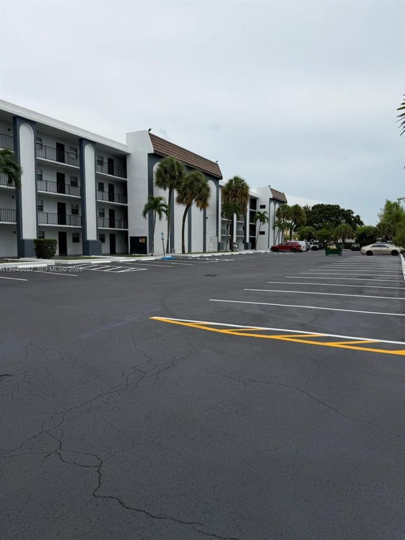 2011 NW 55th Ave, Unit 310, Lauderhill, FL 33313 Photo