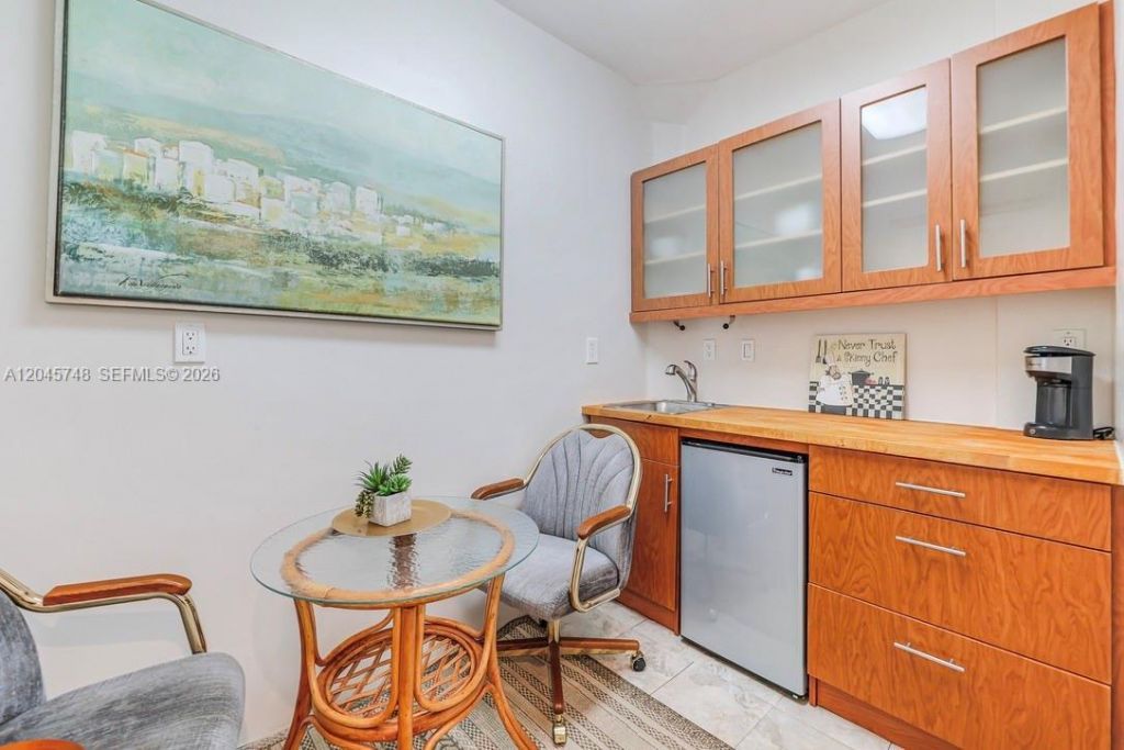 1826 Mckinley Street, Hollywood, FL 33020 Photo