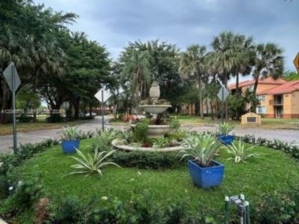 10765 Cleary Blvd , Unit 109, Plantation, FL 33324