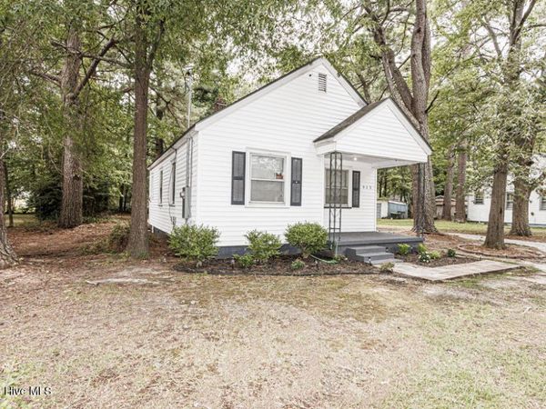 923 O Berry Street , Rocky Mount, NC 27803