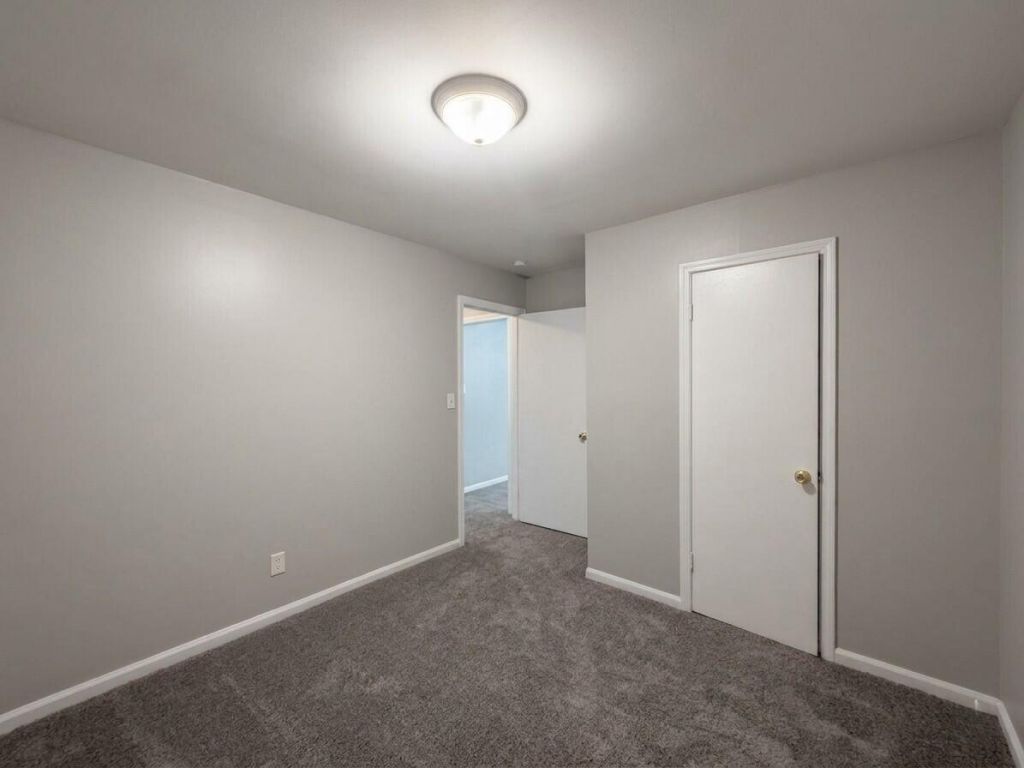 113 Stelling Avenue Photo 13