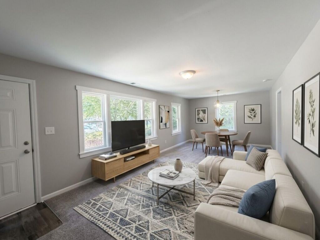 113 Stelling Avenue Photo 3