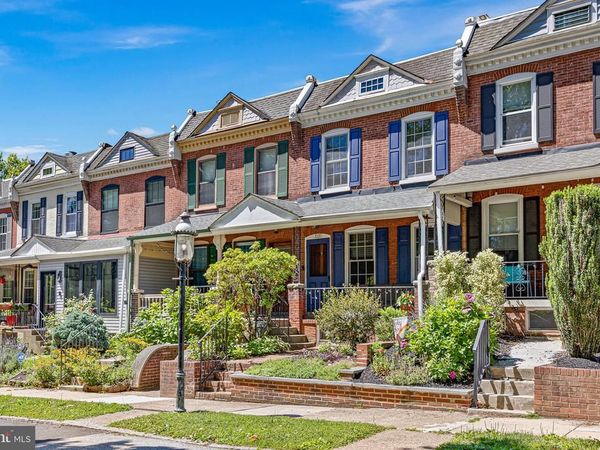1020 WAWASET STREET, WILMINGTON, DE 19806