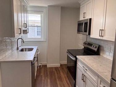 23 MORTON, Unit B, BRYN MAWR, PA 19010