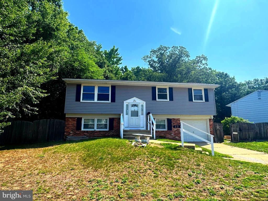 25 Walnut Drive, Burlington Township, NJ 08016 Main Photo