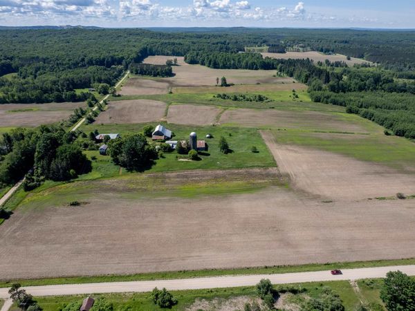 3102 9 Road S, Harrietta, MI 49638