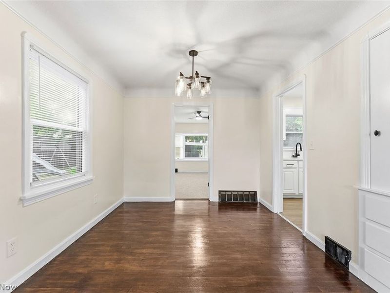 3791 Fairoaks Road, South Euclid, OH 44121 Photo 7