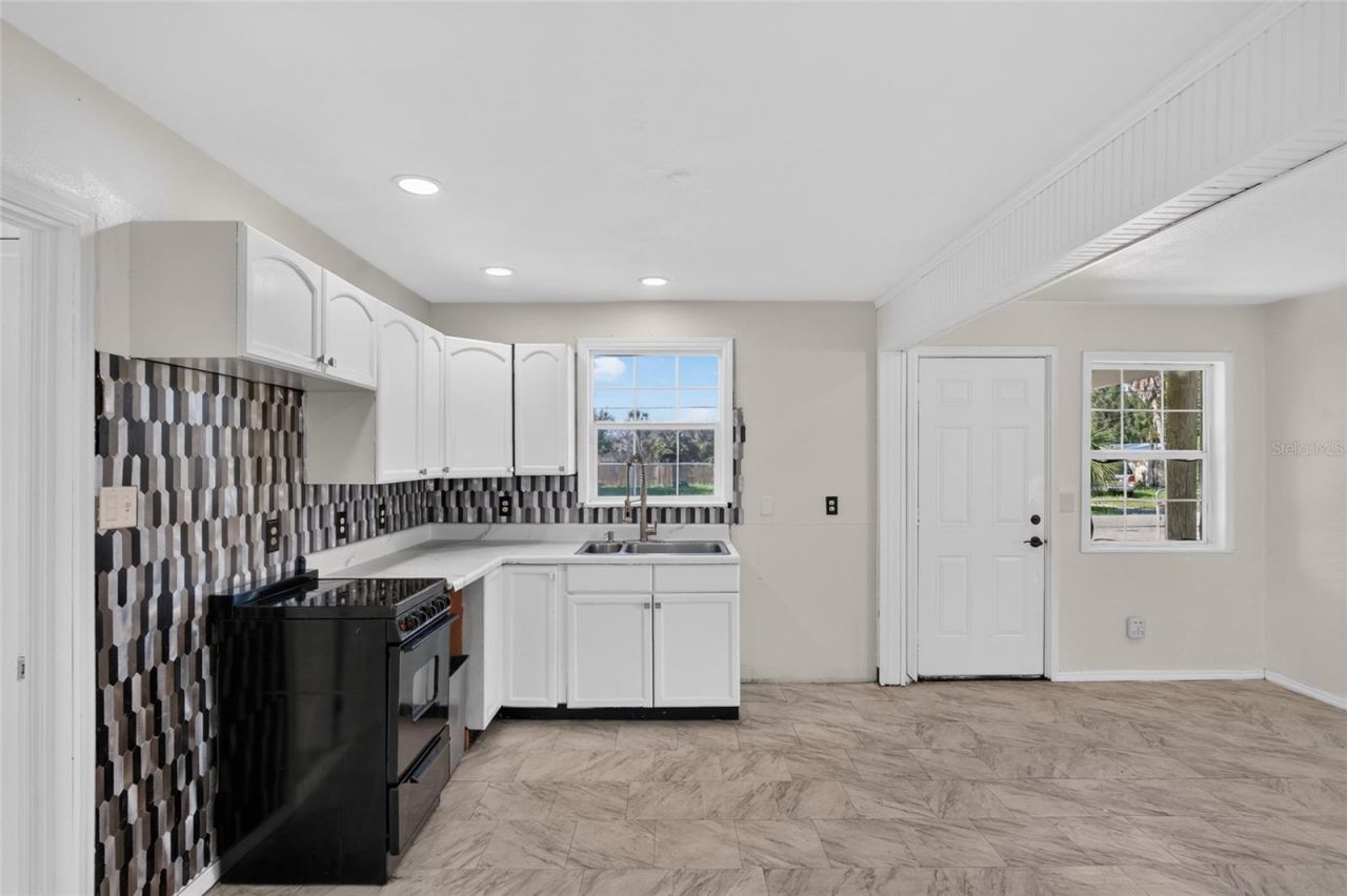 8024 Hillman Avenue, Punta Gorda, FL 33982 Photo