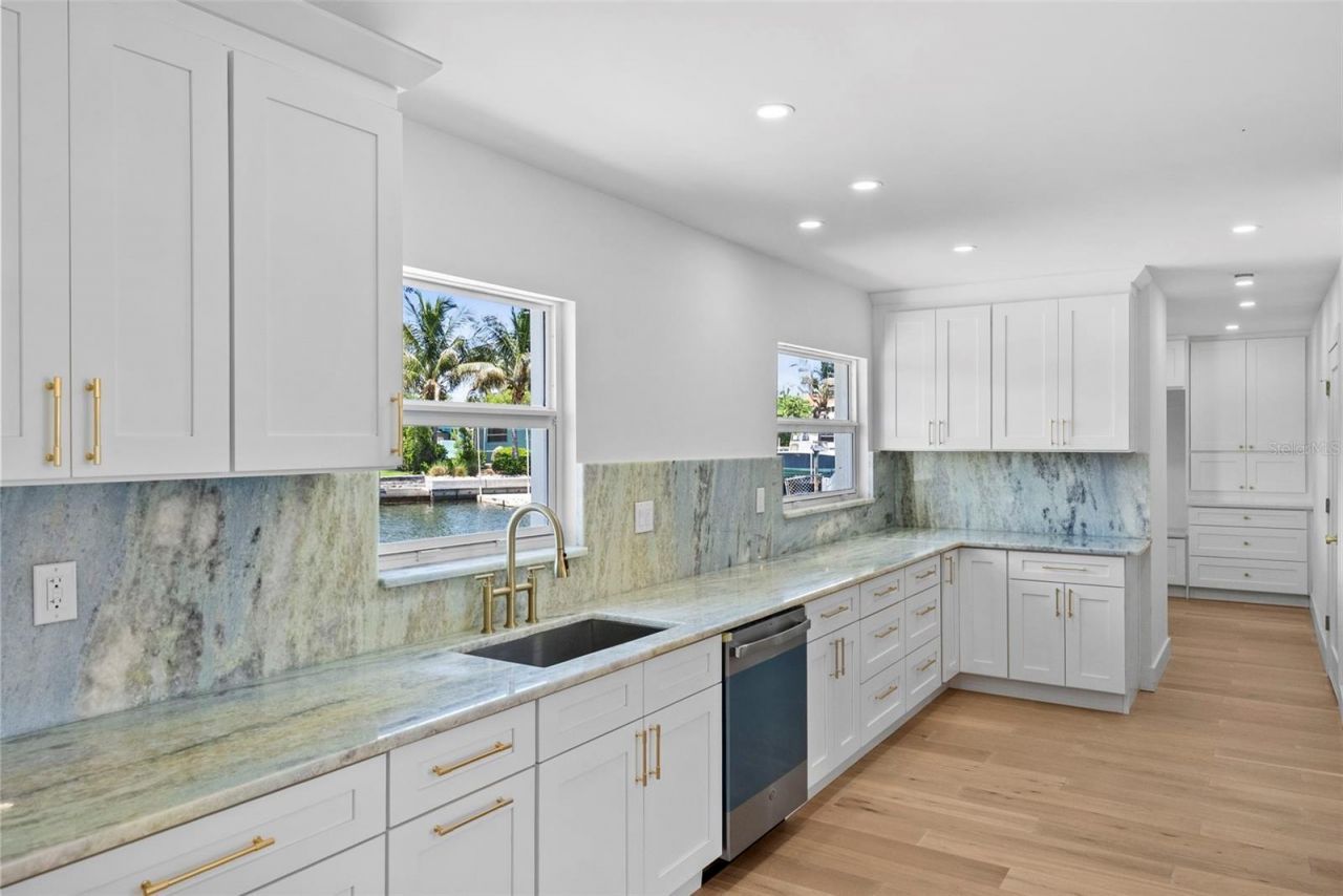 10016 Kingfisher Road E, Bradenton, FL 34209 Photo