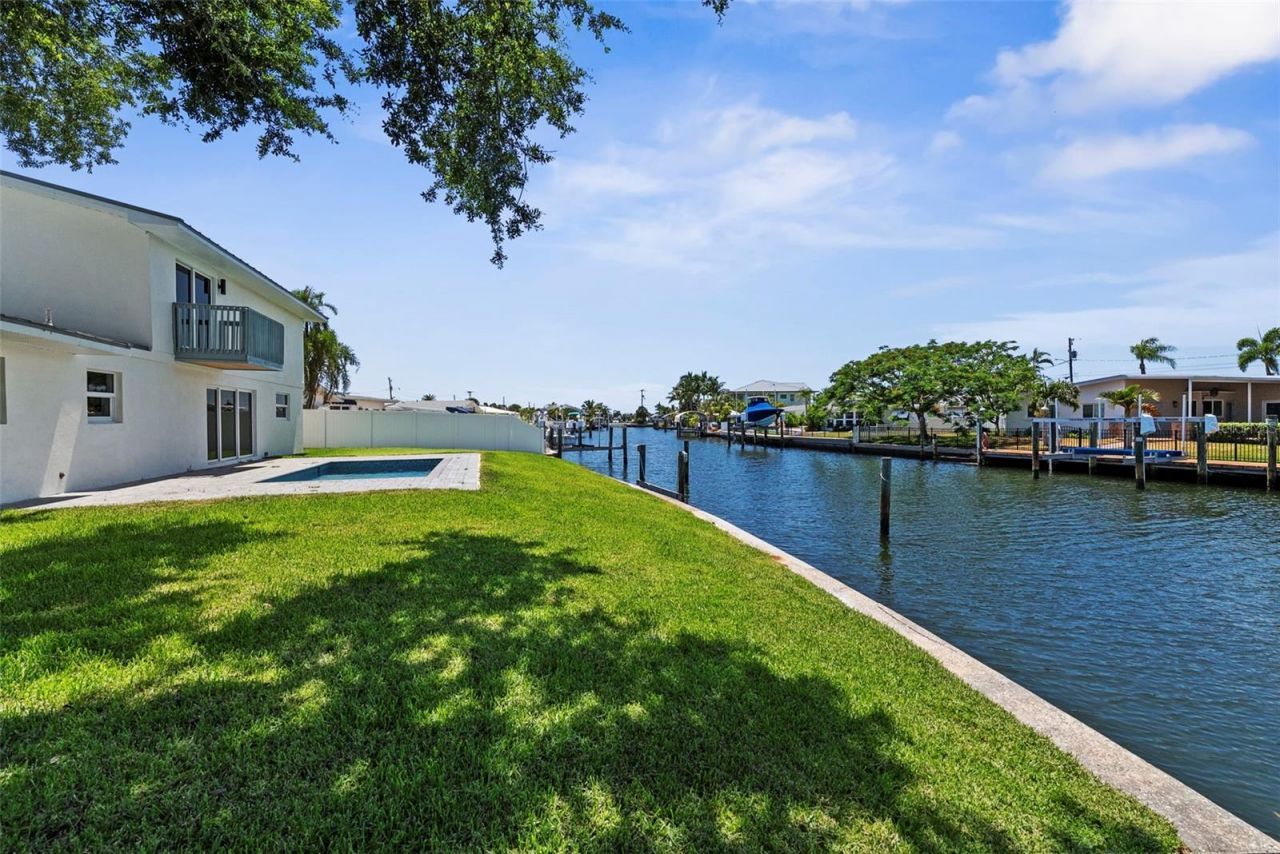10016 Kingfisher Road E, Bradenton, FL 34209 Photo