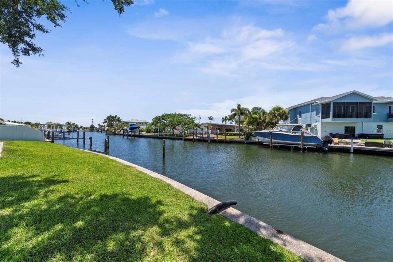 10016 Kingfisher Road E, Bradenton, FL 34209 Photo