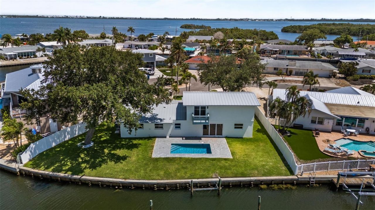 10016 Kingfisher Road E, Bradenton, FL 34209 Photo