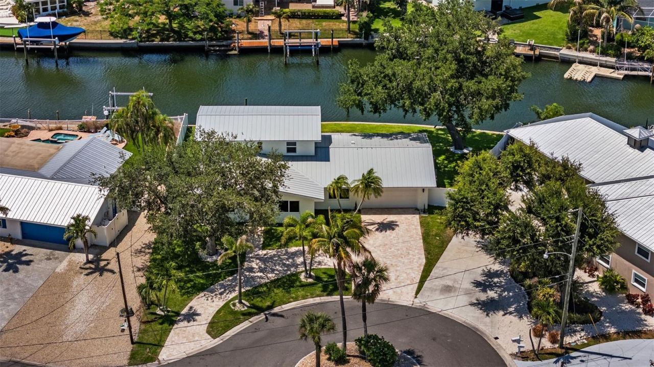 10016 Kingfisher Road E, Bradenton, FL 34209 Photo
