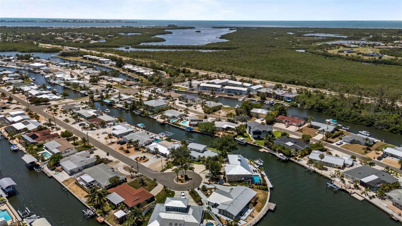 10016 Kingfisher Road E, Bradenton, FL 34209 Photo