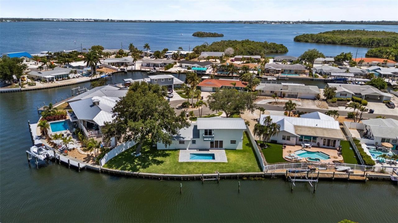 10016 Kingfisher Road E, Bradenton, FL 34209 Photo
