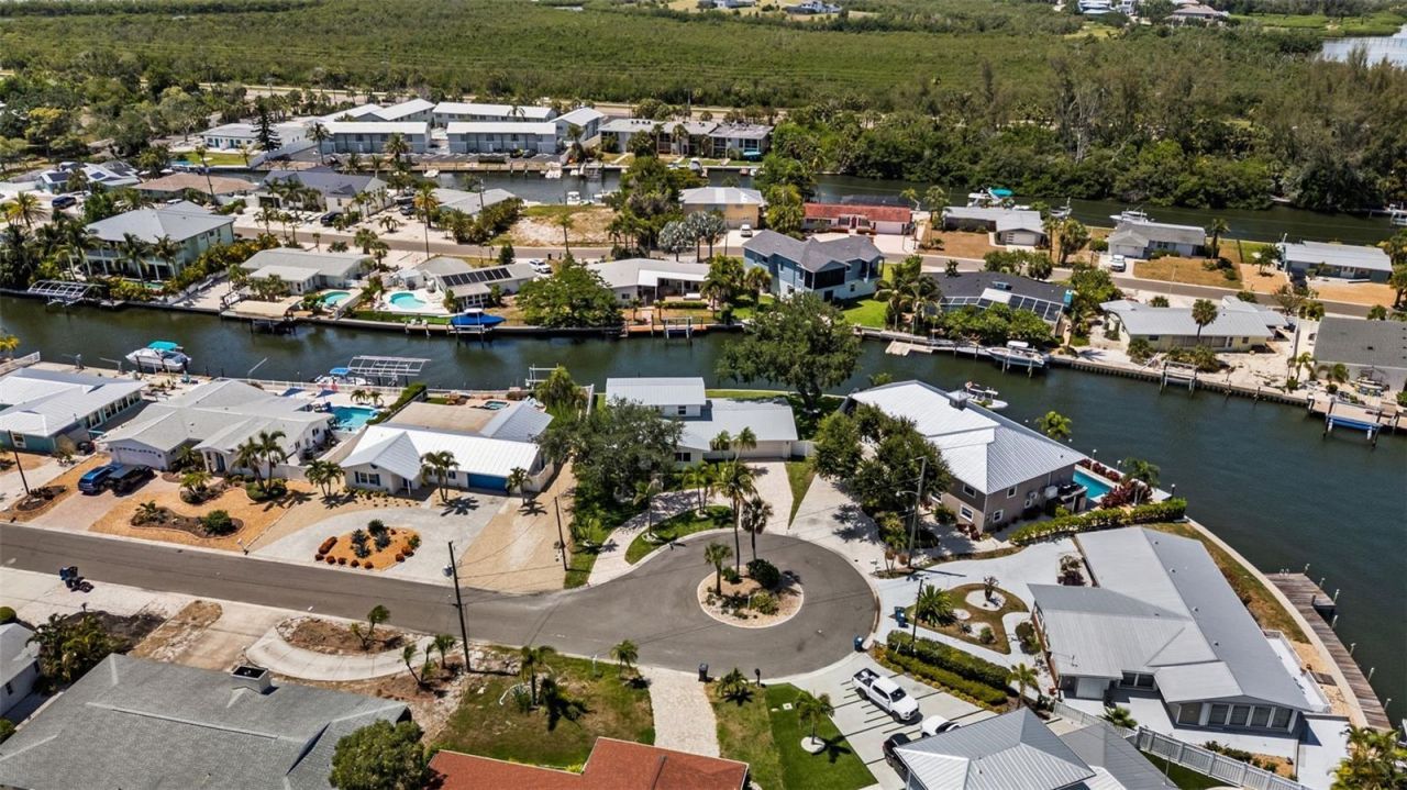 10016 Kingfisher Road E, Bradenton, FL 34209 Photo