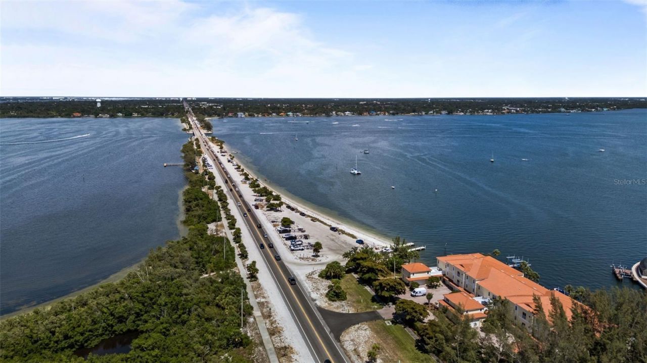 10016 Kingfisher Road E, Bradenton, FL 34209 Photo